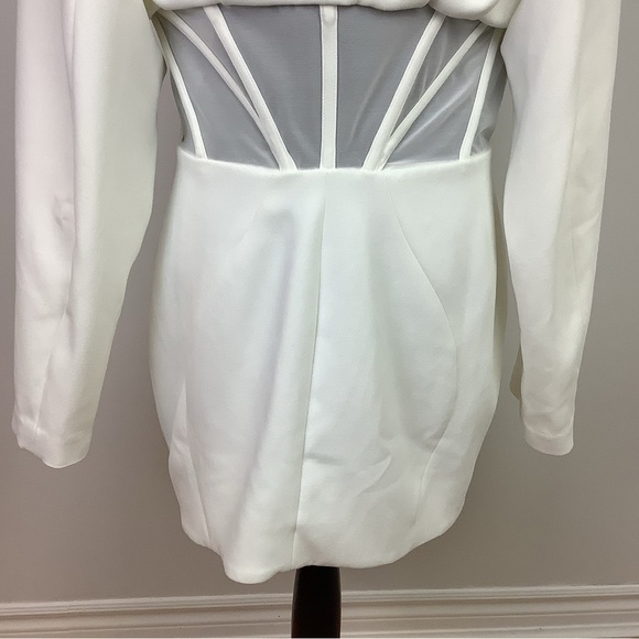 HOUSE OF CB CORSET BLAZER DRESS OFF WHITE - Picture 10 of 17